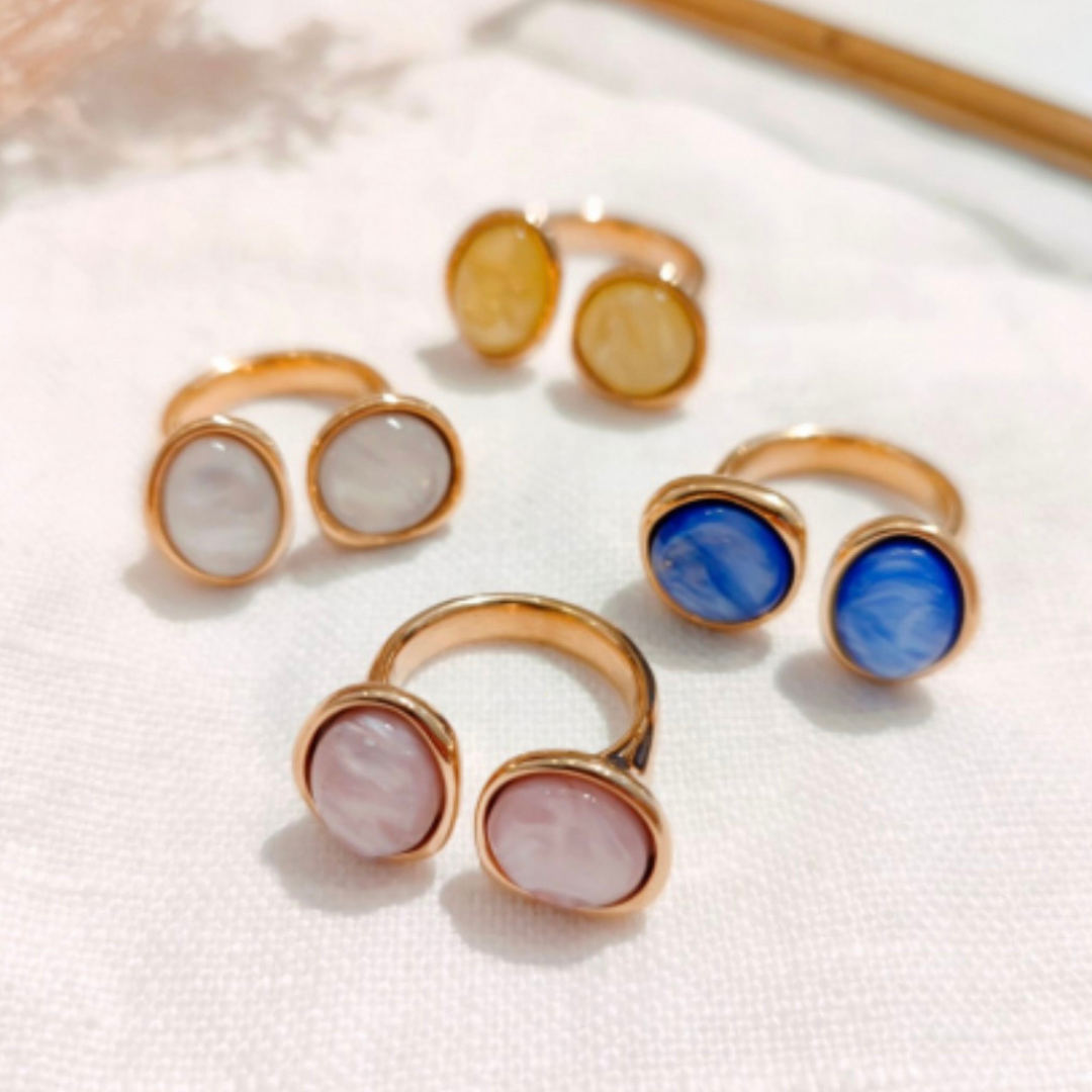 Bague dorée double pierre rose/bleue nacrée – ajustable chic tendance