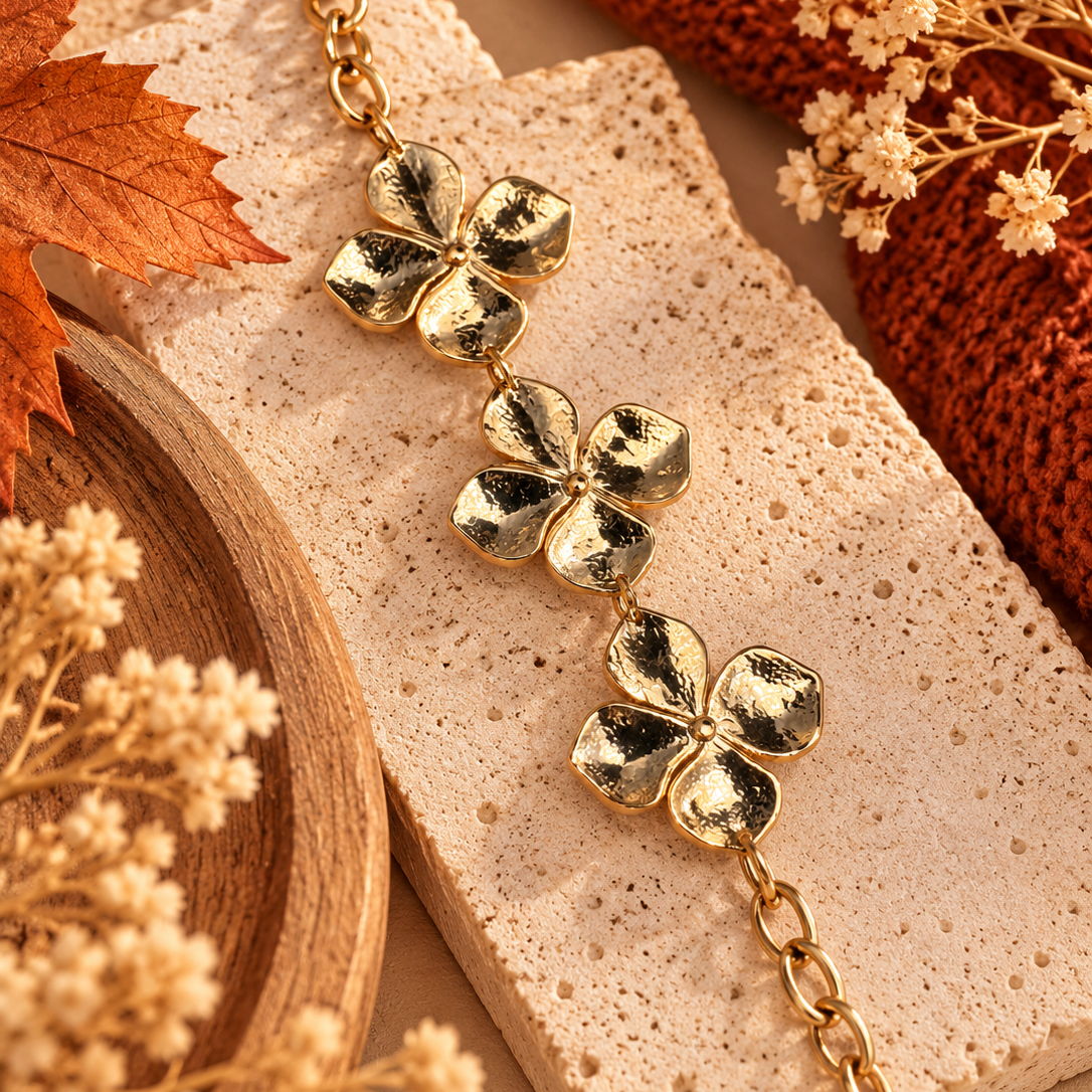 Bracelet Flora – Fleurs dorées en relief