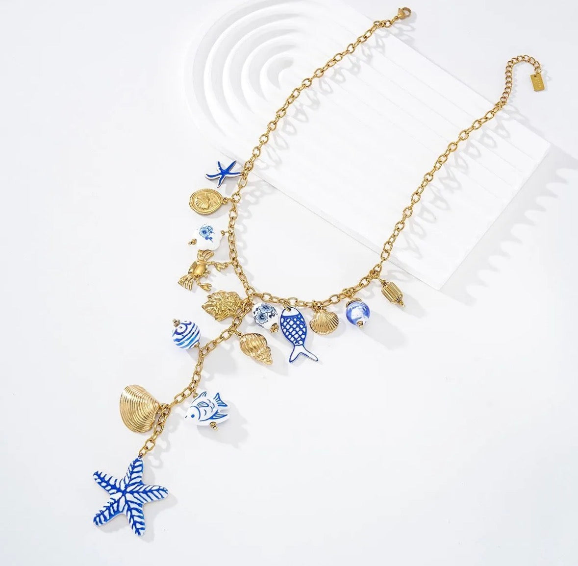 Collier Charms Océan Bleu & Doré – Esprit Bord de Mer