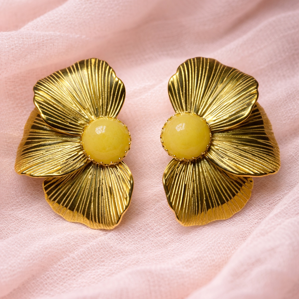 Boucles d’oreilles fleurs dorées – Soléa