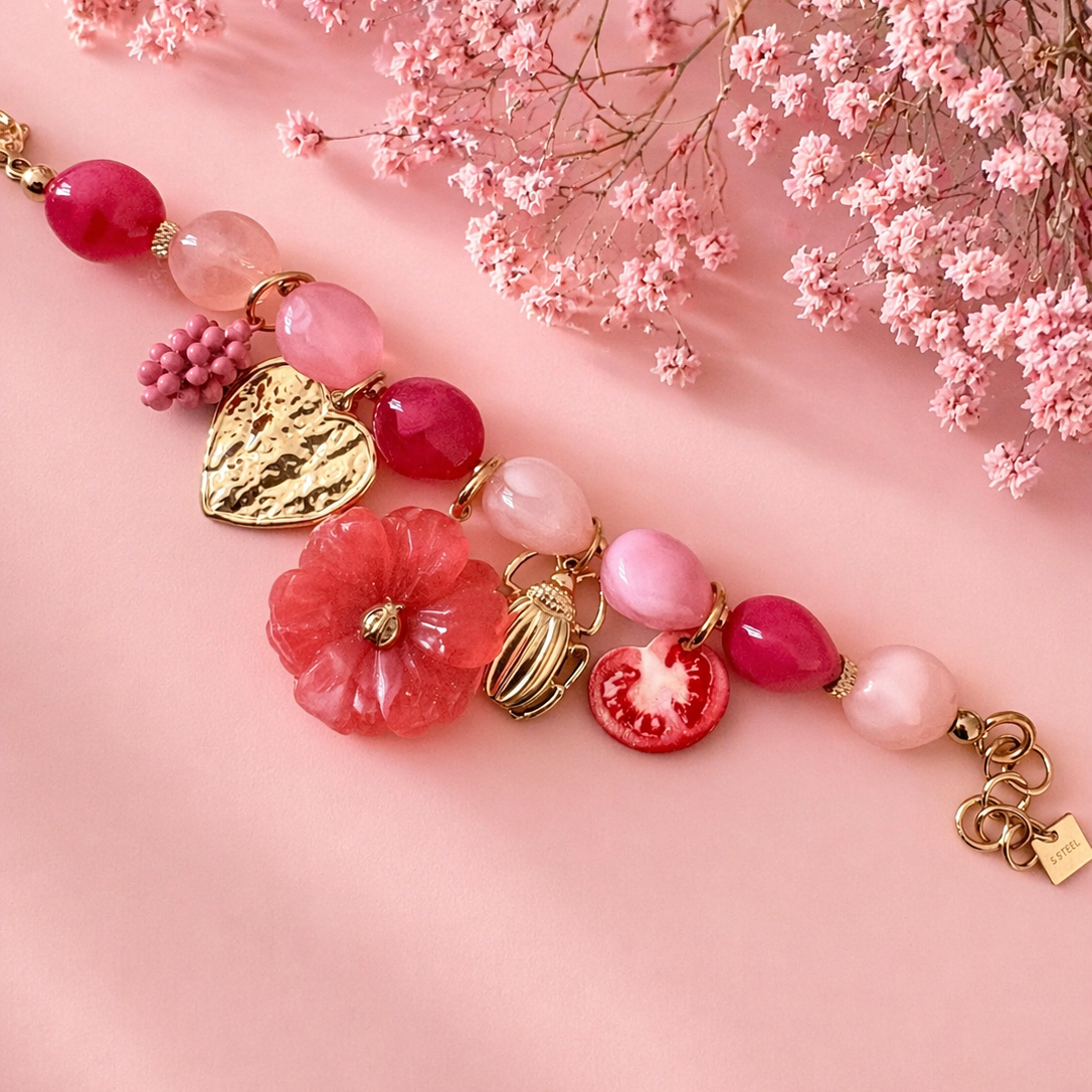 Bracelet charms rose & doré – esprit romantique et gourmand