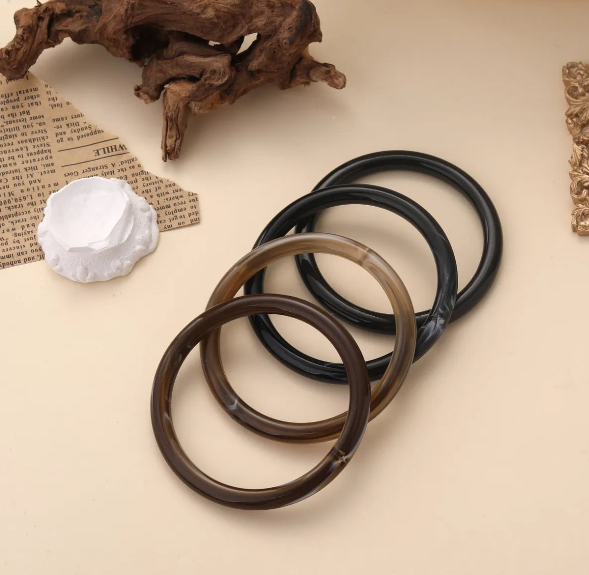 Lot de 4 bracelets joncs fins – Coloris au choix – 7 cm