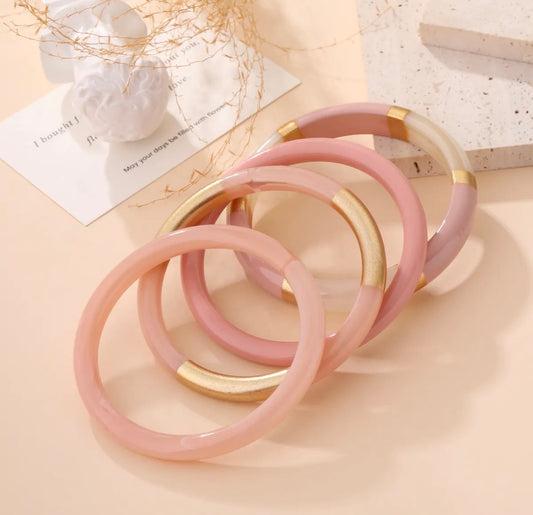 Lot de 4 bracelets en résine