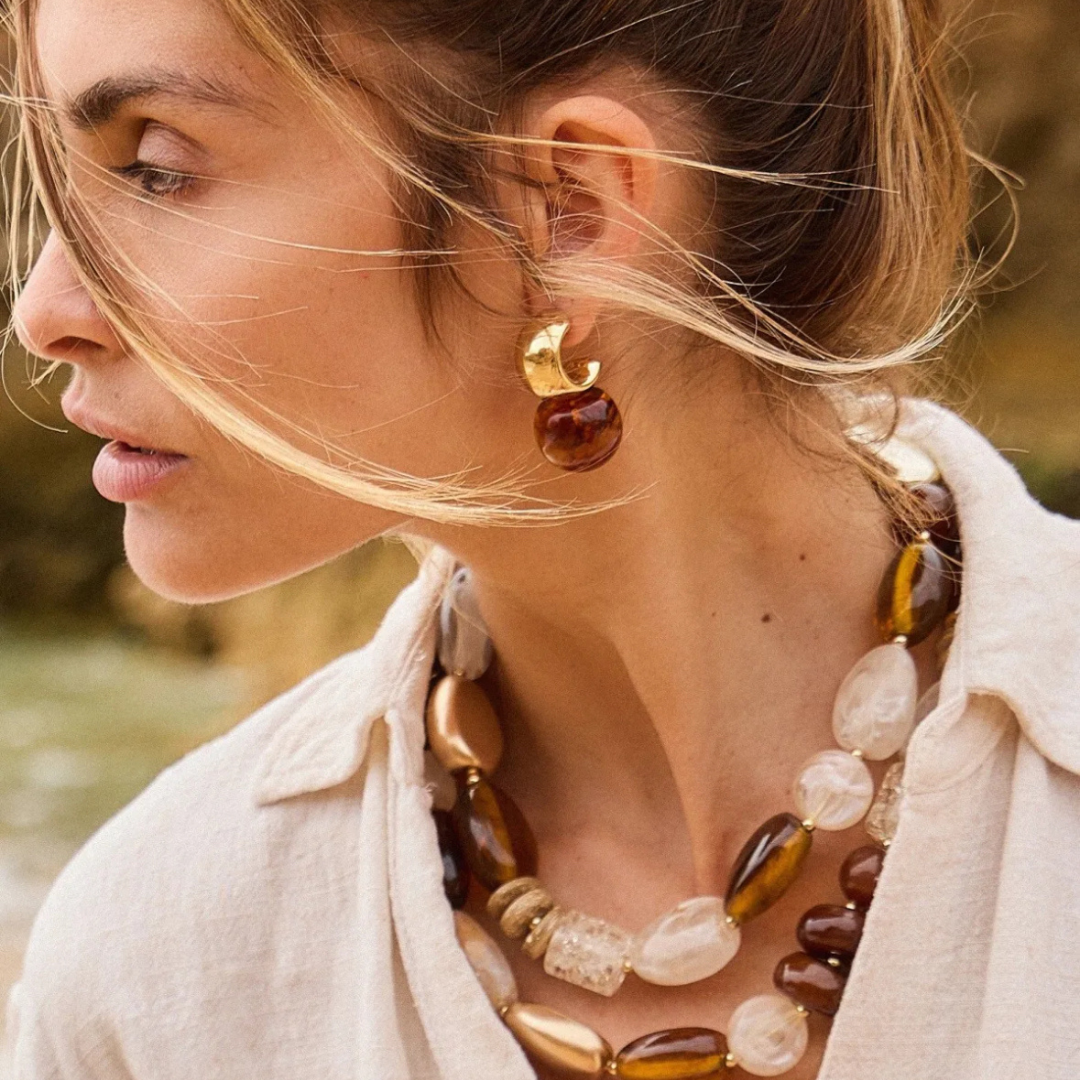 Collier multi-perles ambre & beige – Bijou naturel chic femme