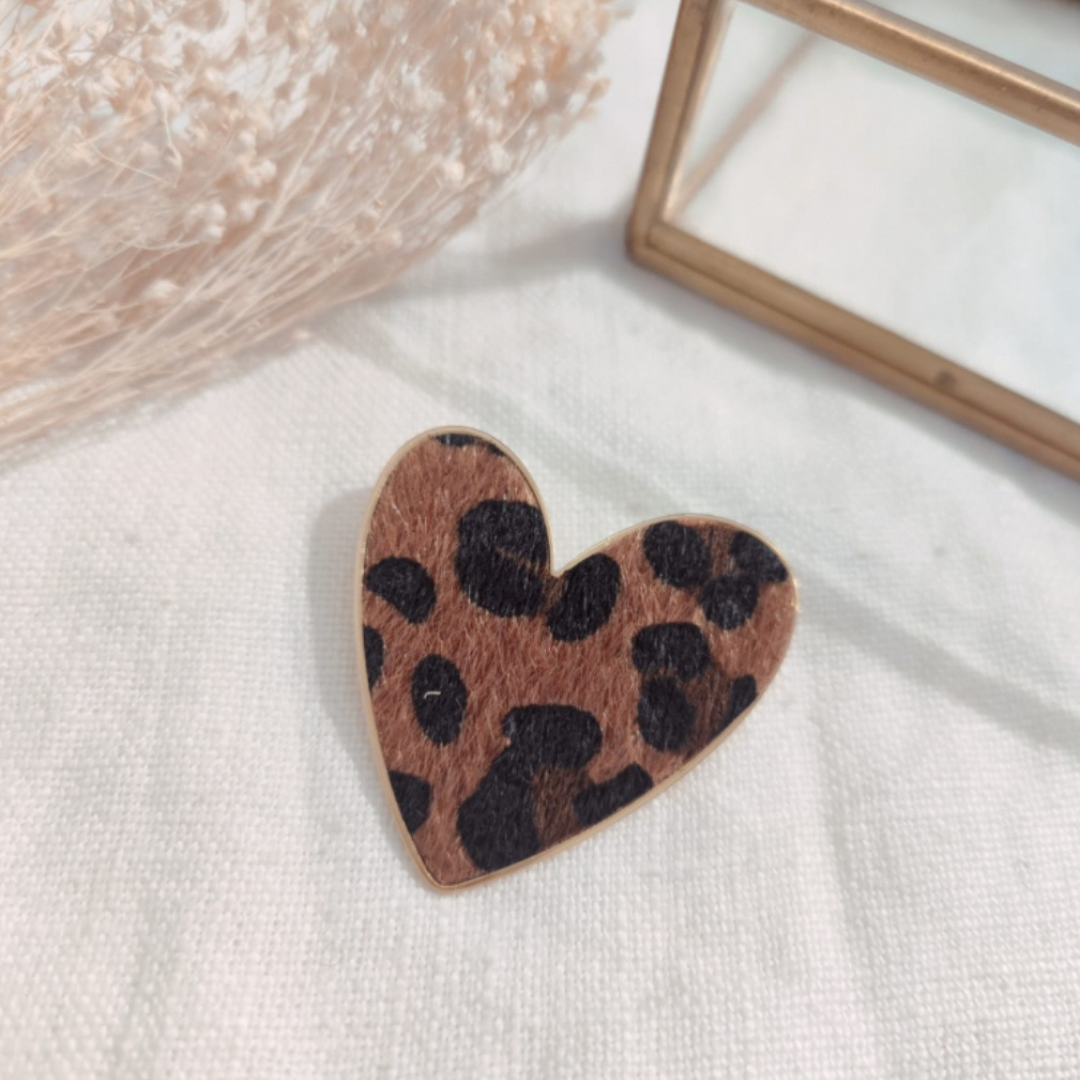 Cœur imprimé léopard – Bijou tendance animalier