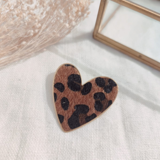 Cœur imprimé léopard – Bijou tendance animalier