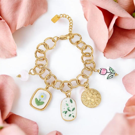 Bracelet charms fleuri – esprit nature & douceur